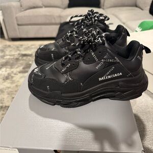 Kids Balenciaga Sneakers!